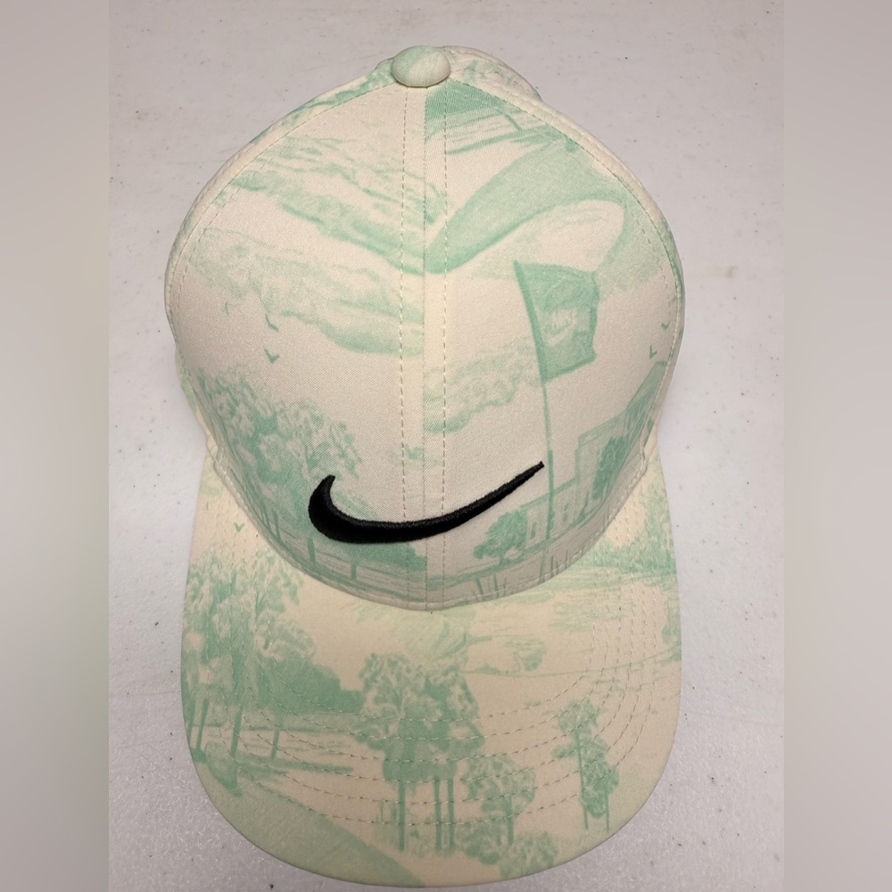 Nike Pastel Green and Cream Golf Hat